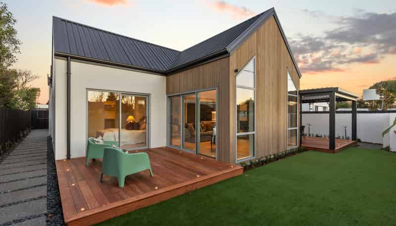 78 Weston Road, Saint Albans