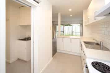 2/13 Naseby Street, Merivale