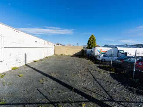 Prime Storage & Parking – 261m² South Dunedin Yard