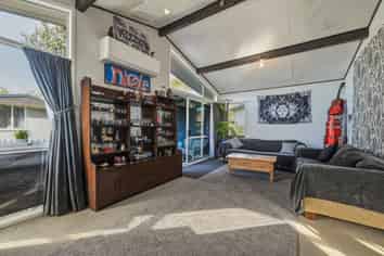 12A Gordon Road, Western Heights
