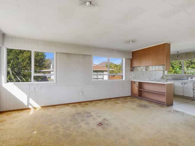 4/35 Fifth Avenue, Avenues