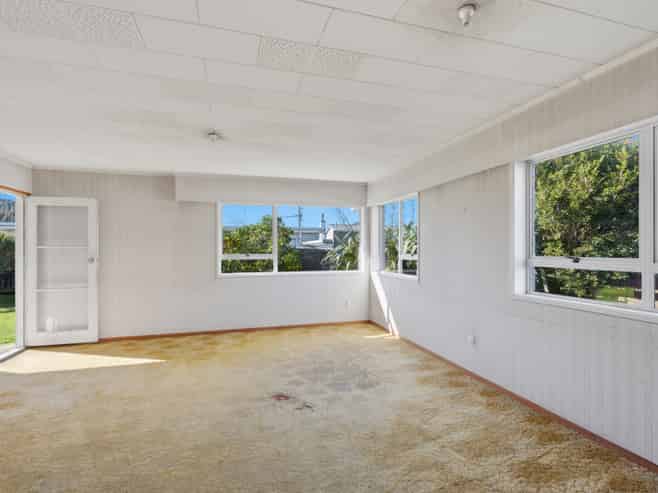4/35 Fifth Avenue, Avenues