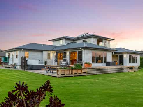 32 Paradise Place, Matua