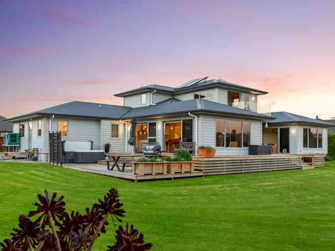 32 Paradise Place, Matua