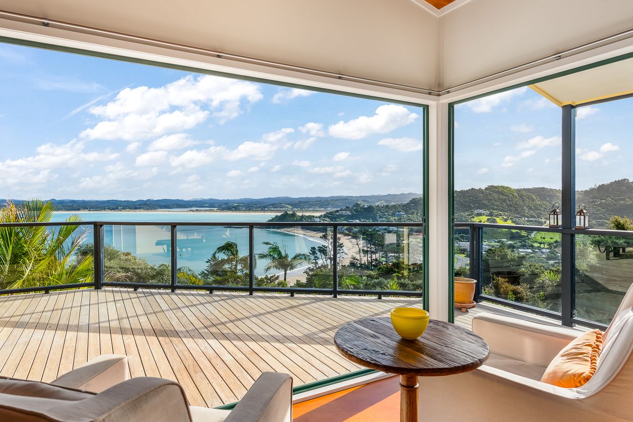 Privacy, panoramas & all-day sun - Fler