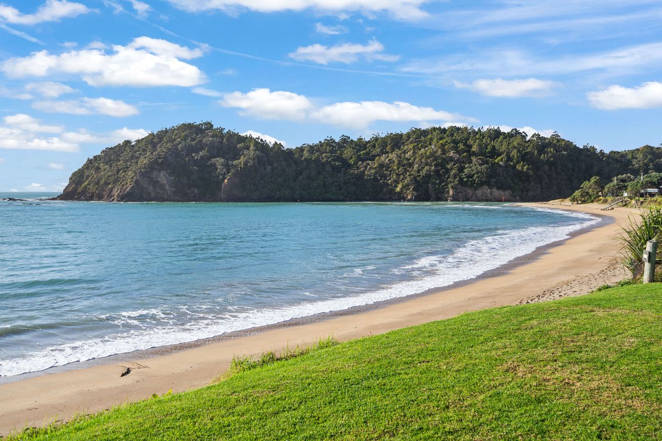 Beach Front - Matapouri Bay! - Aanzicht 6