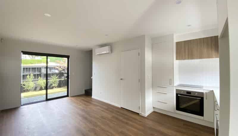 2/2 Sturges Avenue, Otahuhu