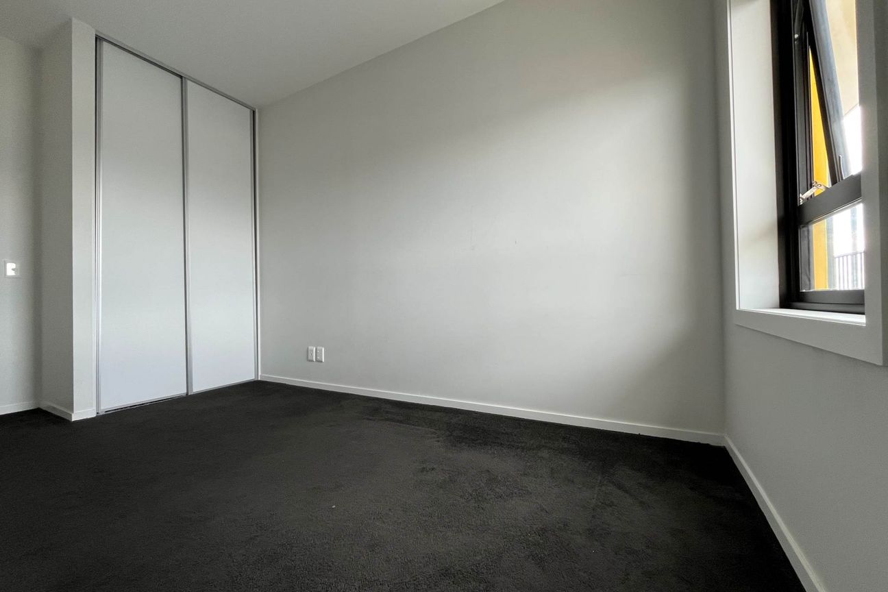 CARPARK INCLUDED - Vista 4