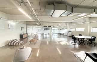 TIDY MODERN PARNELL OFFICE
