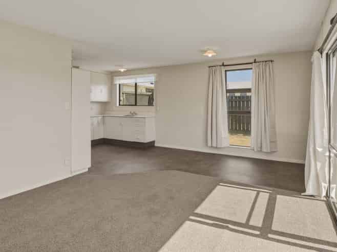 21 Faulkland Drive, Witherlea