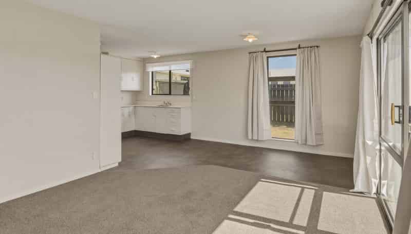 21 Faulkland Drive, Witherlea