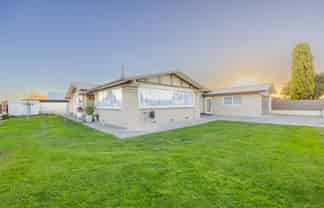 201 Willowpark Road, Hastings