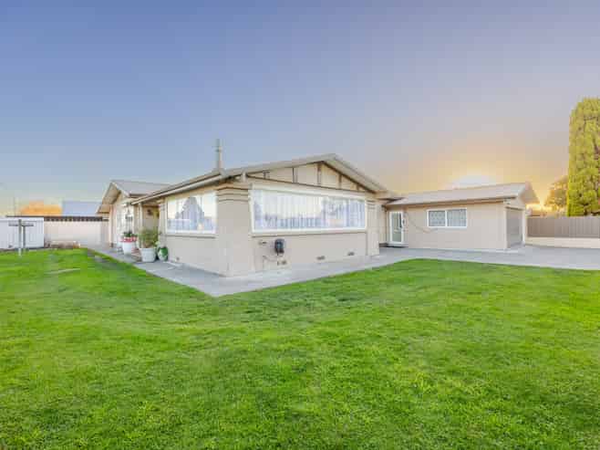 201 Willowpark Road, Hastings