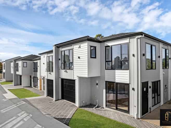 67A Russell Road, Manurewa