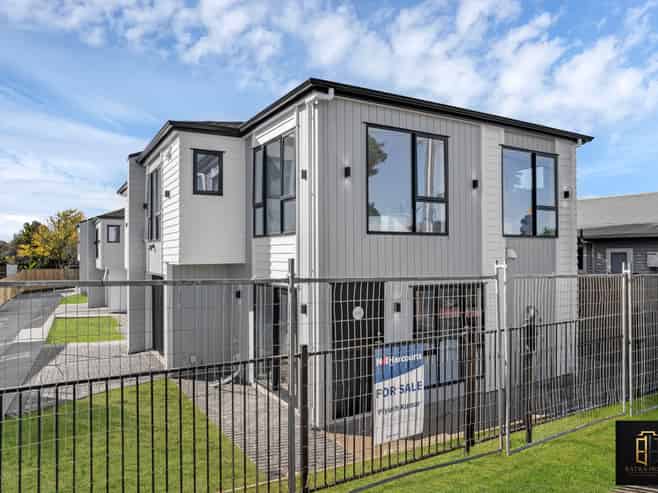 67A Russell Road, Manurewa