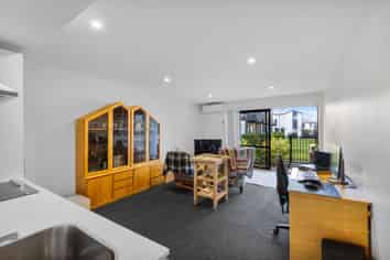 2/17 Bunyan Street, Sydenham