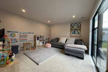 8 Dynes Road, Rolleston