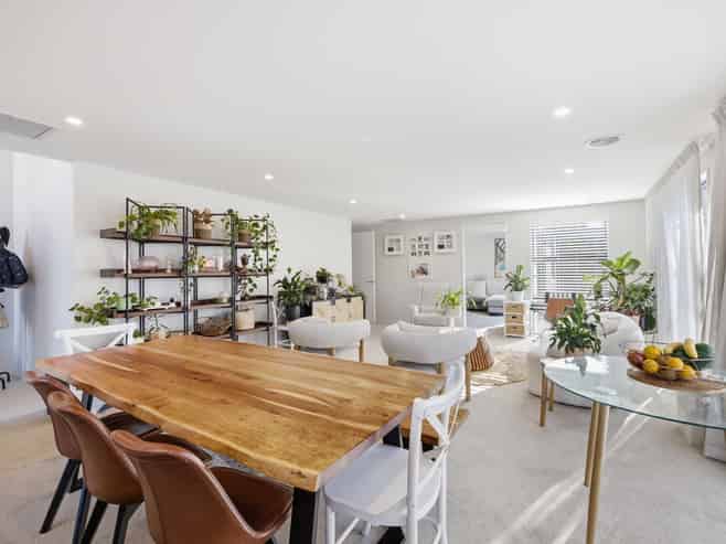 8 Dynes Road, Rolleston