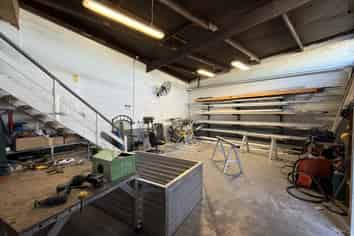 Affordable Pakuranga industrial with road frontage