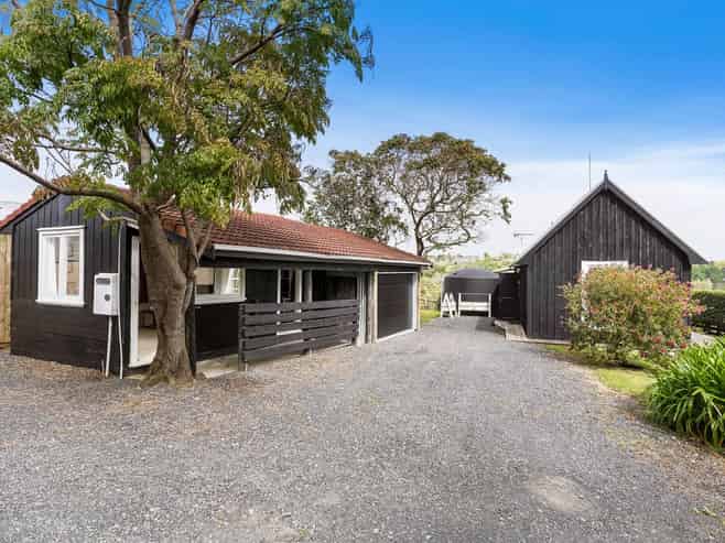 2/367 Whitford Road, Whitford
