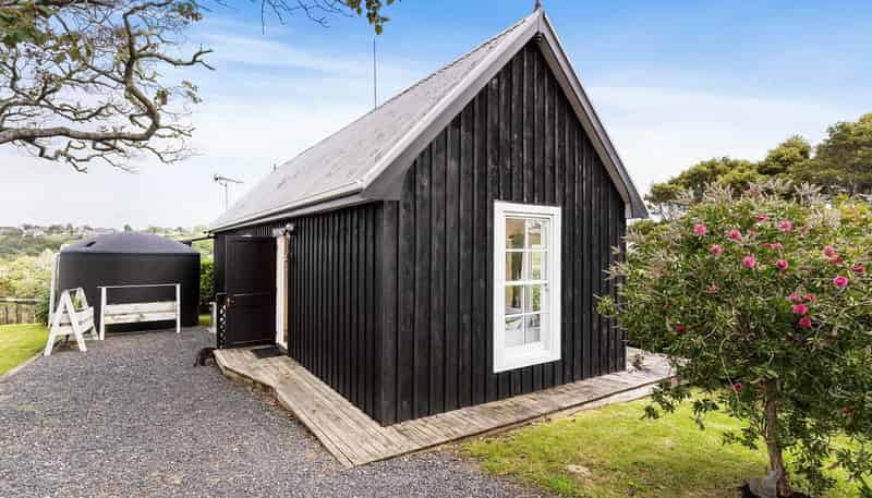 2/367 Whitford Road, Whitford