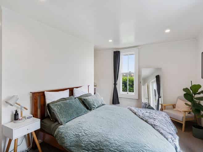 2/367 Whitford Road, Whitford