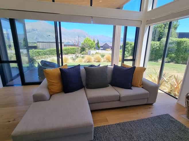 22 Matipo Street, Wanaka