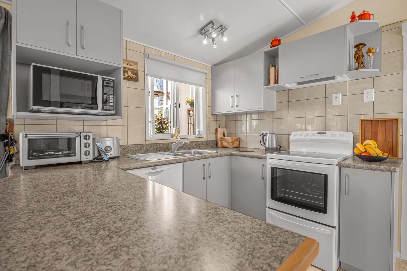Freehold Kawhia Costal Family Living - Mai multe