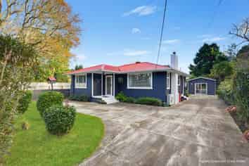 25 Riverbank Road, Okoia