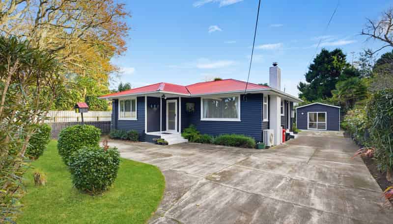 25 Riverbank Road, Okoia