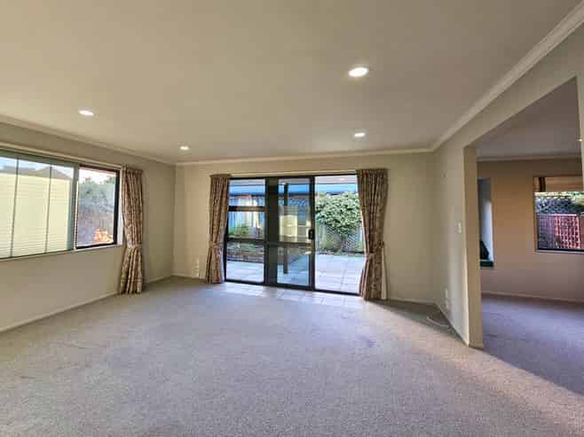 3a Livingstone Road, Springlands