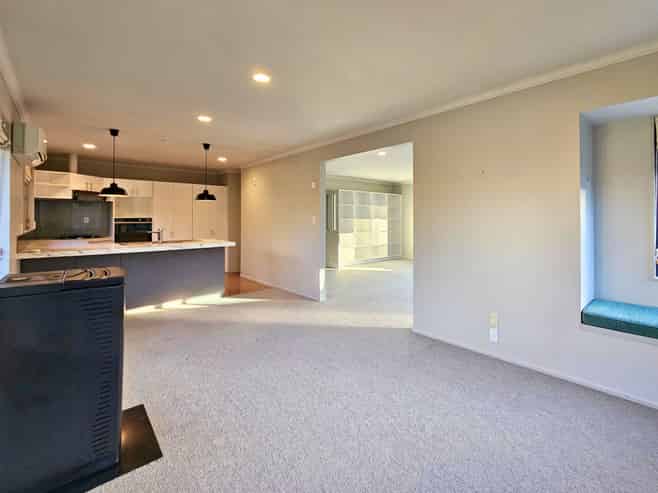3a Livingstone Road, Springlands