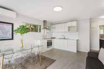 1/23B Hillsborough Road, Hillsborough