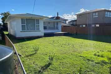 Auckland - Address withheld