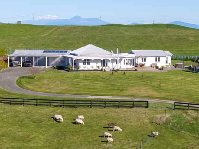 434 Centennial Drive, Waihaha