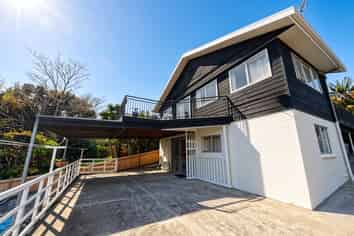 A/4 Lynngate Place, Hillcrest