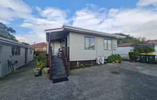 12A Grantham Road, Papatoetoe