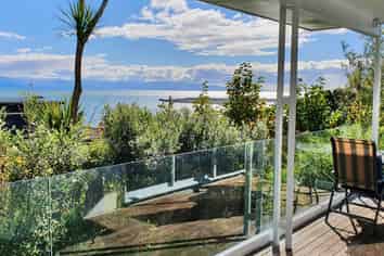25 Victoria Road, Stepneyville