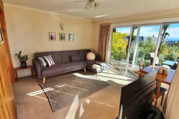 25 Victoria Road, Stepneyville