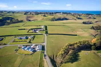 198 Parsons Road, Weston