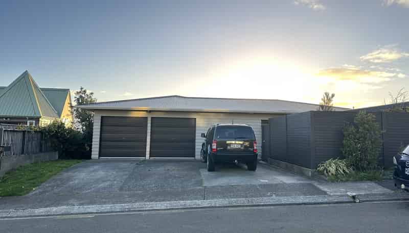 7 Tregear Place, Camborne