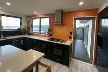 7 Tregear Place, Camborne