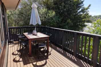 85E Stottholm Road, Titirangi
