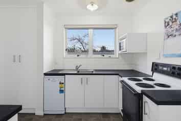 2/11 Chester Street, Taradale