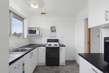 2/11 Chester Street, Taradale
