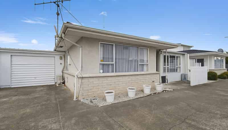 2/11 Chester Street, Taradale