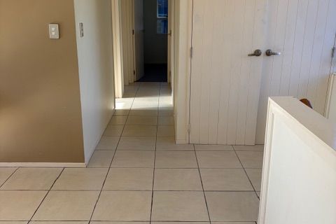Easy living at great location - Vista 6