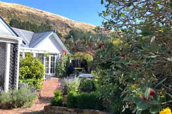 Canterbury - Address withheld