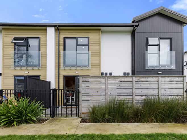 33 Te Ara O Papatahi, Wainuiomata