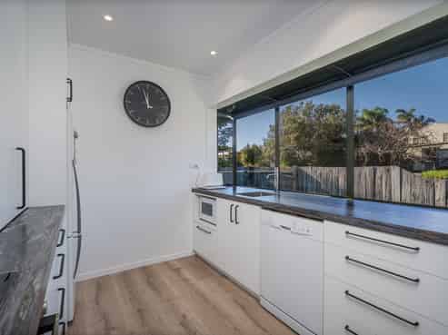 106 Fernhill Rise, Matarangi